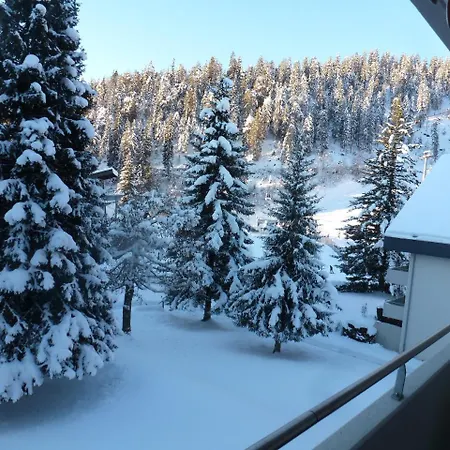 Apartment Val Signina 3-23 *